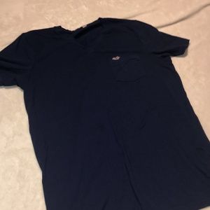 American Eagle V-Neck Shirt